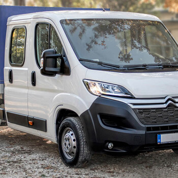 Duplafülkés, platós haszongépjárművek Duplafülkés, platós haszongépjárművek